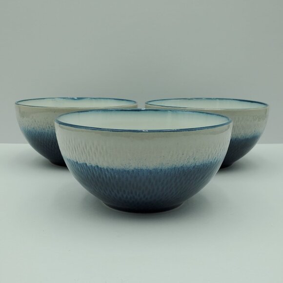 Pfaltzgraff Eclipse Blue Soup Cereal Bowls White Blue Textured Stoneware Bowls - Picture 1 of 7